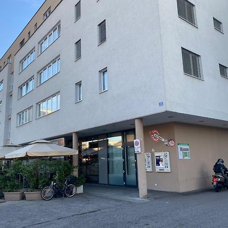 Zwischen See & Zentrum / Messe. Arbeitsplatz, Tg Klagenfurt am Woerthersee Bagian luar foto