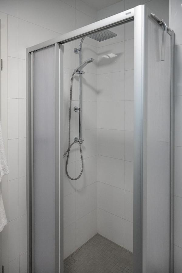 Zwischen See & Zentrum / Messe. Arbeitsplatz, Tg Klagenfurt am Woerthersee Bagian luar foto