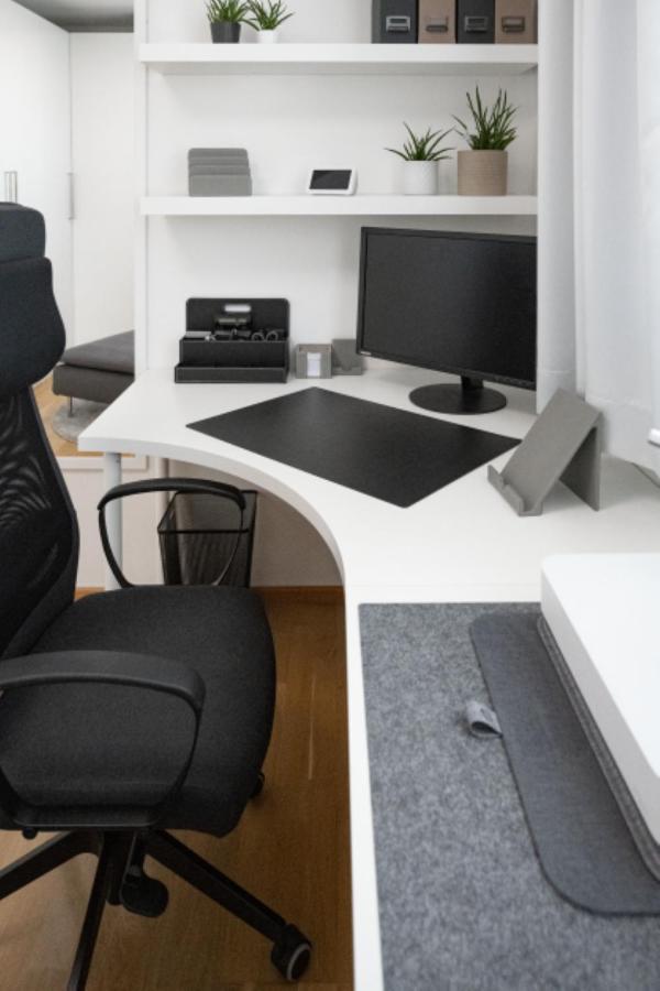 Zwischen See & Zentrum / Messe. Arbeitsplatz, Tg Klagenfurt am Woerthersee Bagian luar foto