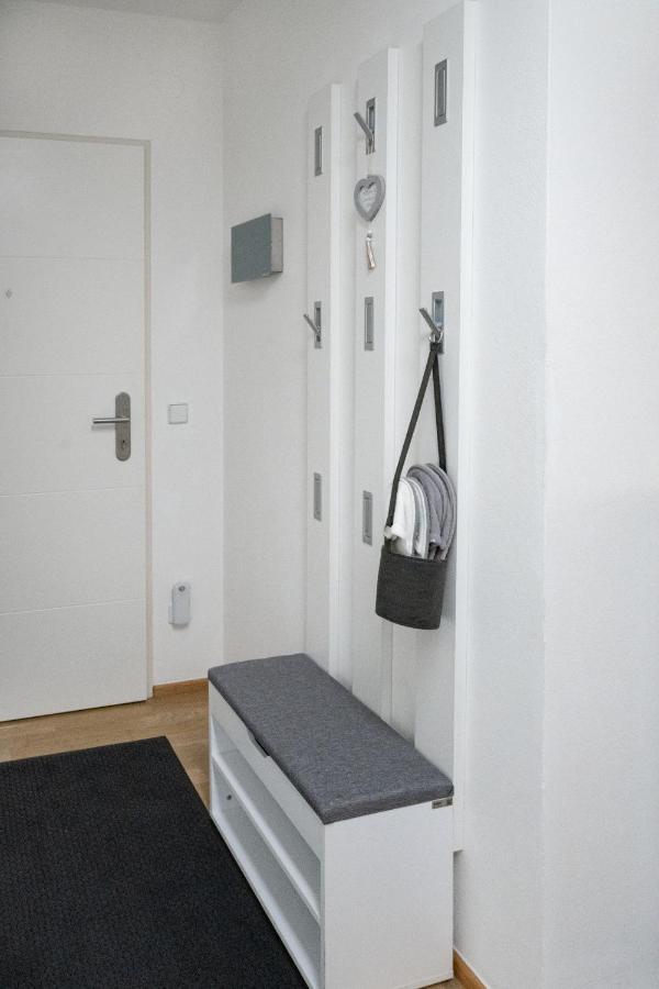 Zwischen See & Zentrum / Messe. Arbeitsplatz, Tg Klagenfurt am Woerthersee Bagian luar foto